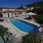 Serre Villa Oupia