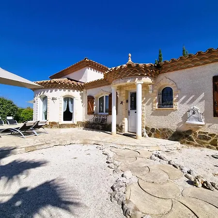 Serre Villa *